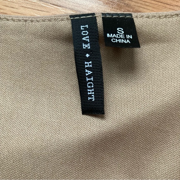 Rouched Cowl Neck Top - Picture 4 of 10